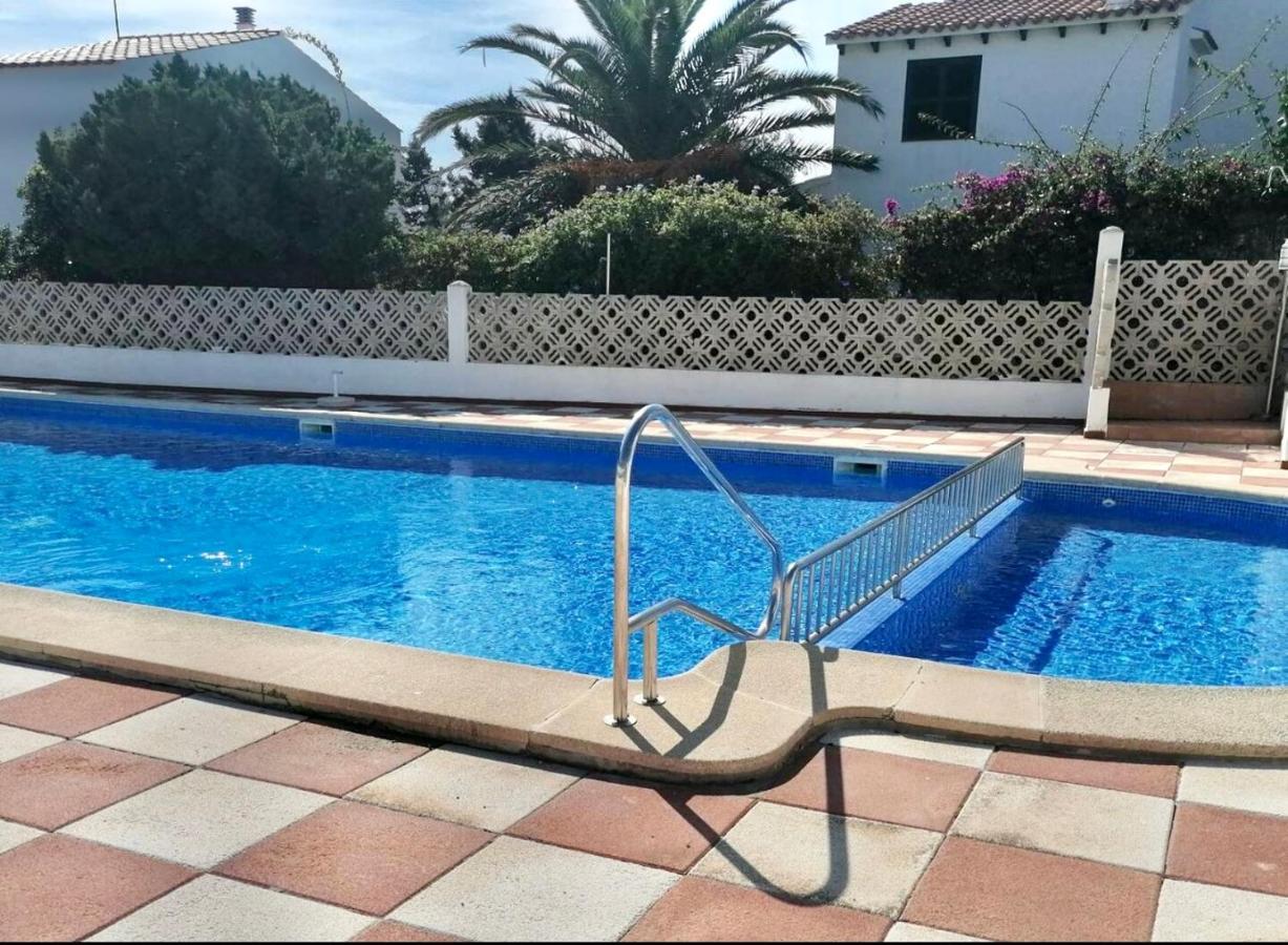 Bonito Apartamento Con Terraza, Jardin Y Piscina Cala en Bosch Kültér fotó