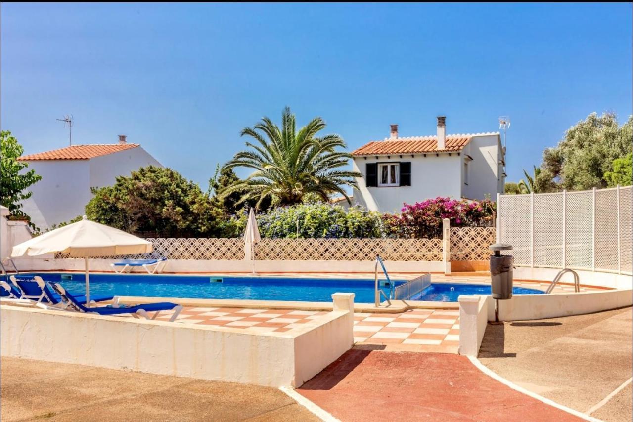 Bonito Apartamento Con Terraza, Jardin Y Piscina Cala en Bosch Kültér fotó