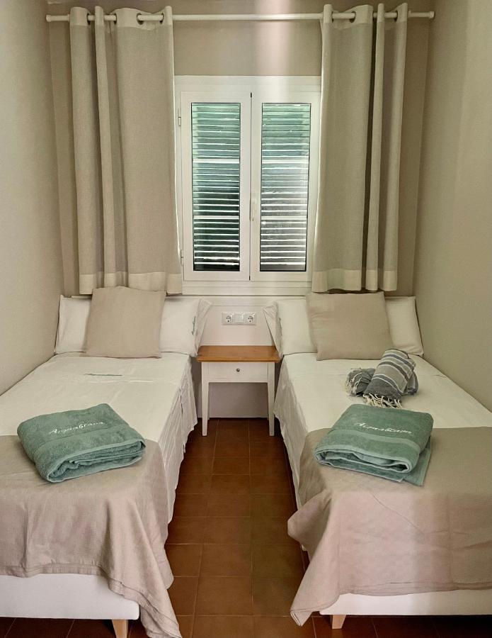 Bonito Apartamento Con Terraza, Jardin Y Piscina Cala en Bosch Kültér fotó