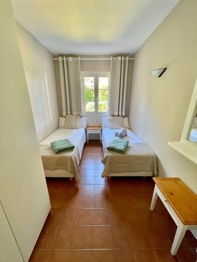 Bonito Apartamento Con Terraza, Jardin Y Piscina Cala en Bosch Kültér fotó